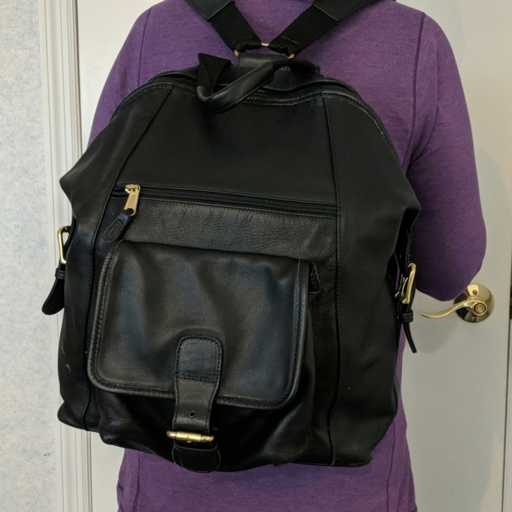RARE FIND VINTAGE COACH LEATHER BACKPACK